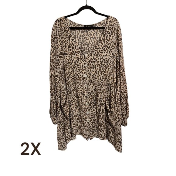 ❤️ANIMAL PRINT BUTTON FRONT STYLE TOP w/POCKETS  2X    #D - Picture 1 of 9